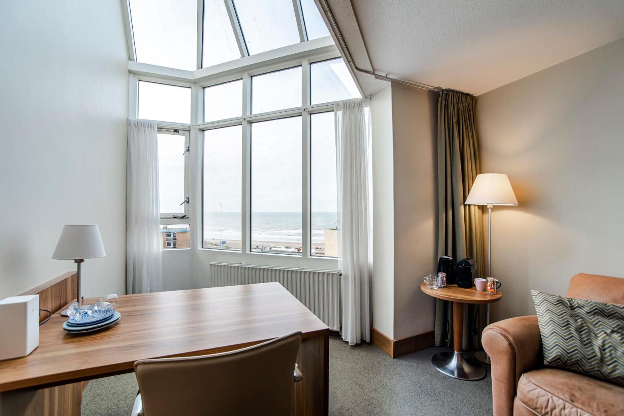 Suite With Stunning Sea View Зандфорт Экстерьер фото